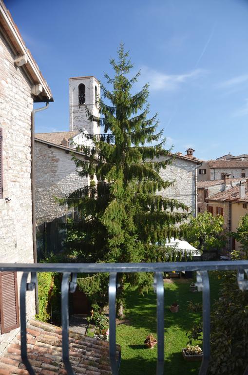 Bed and Breakfast Residenza Di Via Piccardi Gubbio Zewnętrze zdjęcie